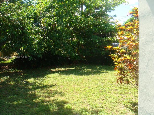 904 Wallace St, Coral Gables, FL 33134