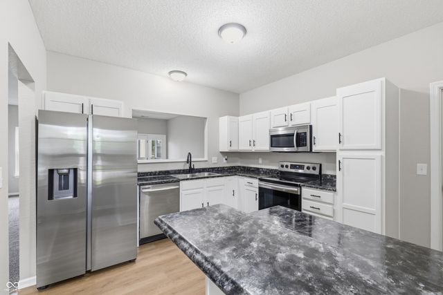 15454 Dusty Trail, Noblesville, IN 46060