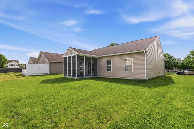 15454 Dusty Trail, Noblesville, IN 46060