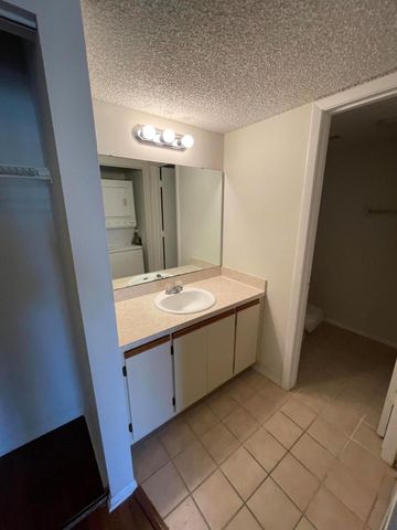 1550 SE Royal Green Circle P-203, Port St Lucie, FL 34952