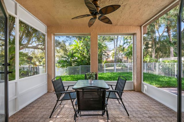 9838 Fairway Cove Lane, Plantation, FL 33324