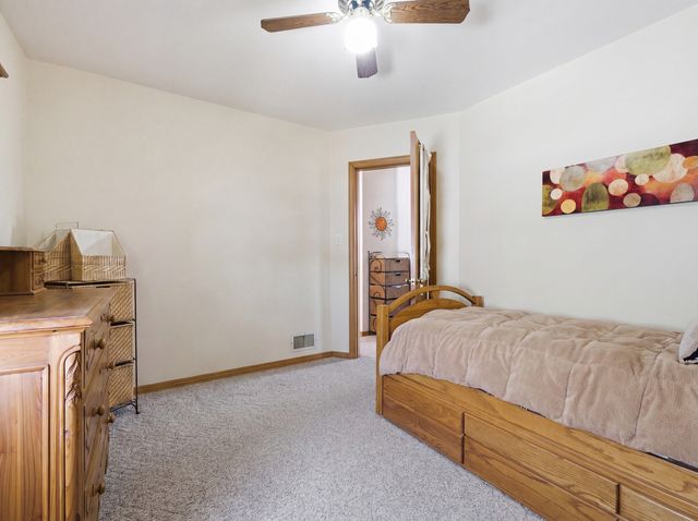 5320 N Lovejoy Avenue, Chicago, IL 60630