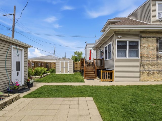 5320 N Lovejoy Avenue, Chicago, IL 60630