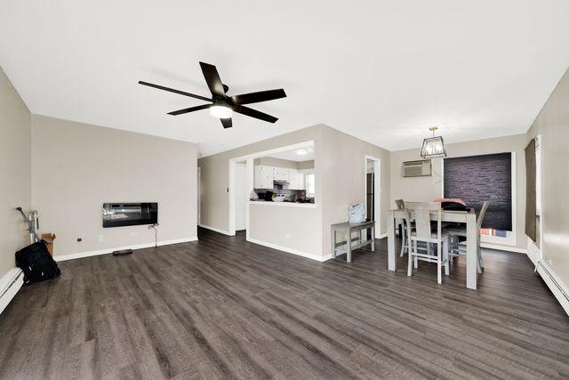 484 Shenstone Road, Riverside, IL 60546