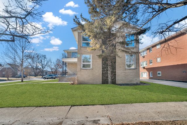 484 Shenstone Road, Riverside, IL 60546