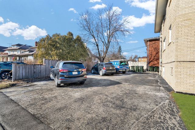 484 Shenstone Road, Riverside, IL 60546