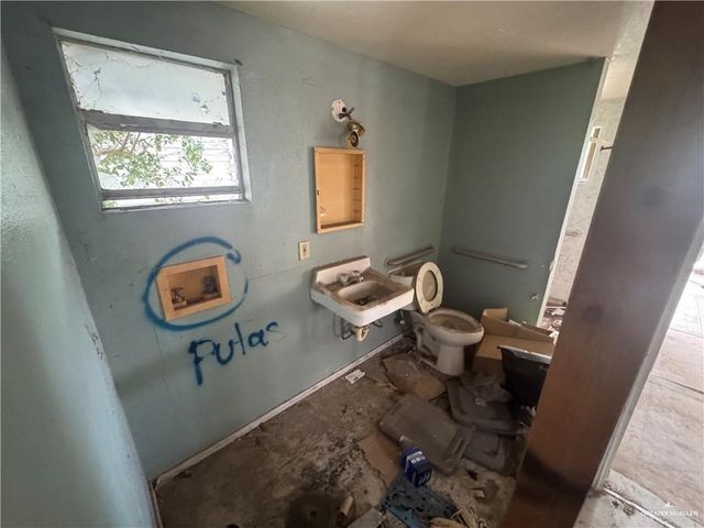 303 E 2nd Street, San Juan, TX 78589