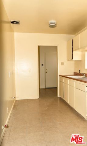 3527 W Beverly Boulevard, Montebello, CA 90640