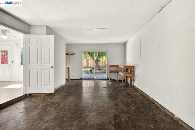 4380 Ladner St, Fremont, CA 94538