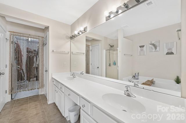 9805 Carson Whitley Avenue, Charlotte, NC 28277