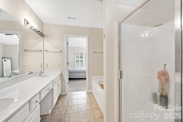 9805 Carson Whitley Avenue, Charlotte, NC 28277