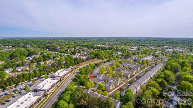 9805 Carson Whitley Avenue, Charlotte, NC 28277