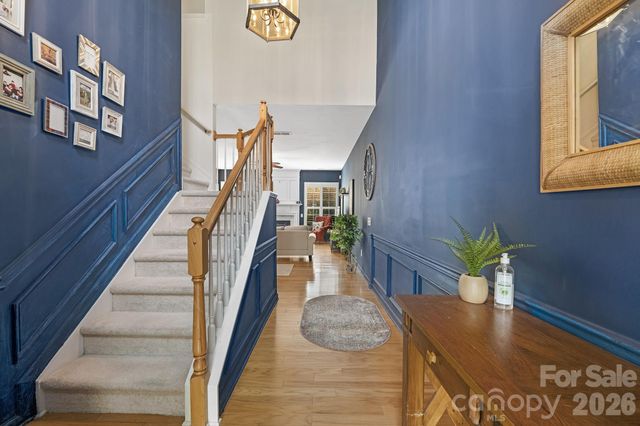 9805 Carson Whitley Avenue, Charlotte, NC 28277