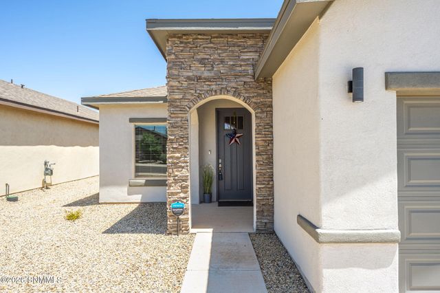 4649 Valentina Road, Las Cruces, NM 88012