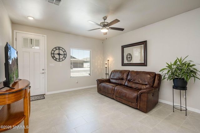 4649 Valentina Road, Las Cruces, NM 88012