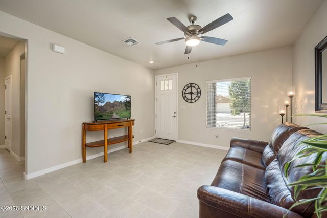 4649 Valentina Road, Las Cruces, NM 88012