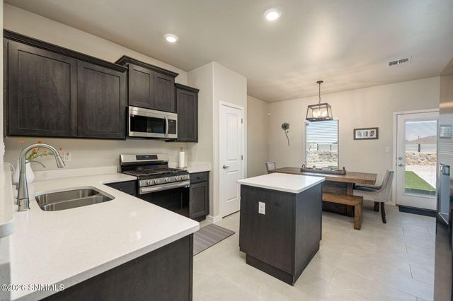 4649 Valentina Road, Las Cruces, NM 88012