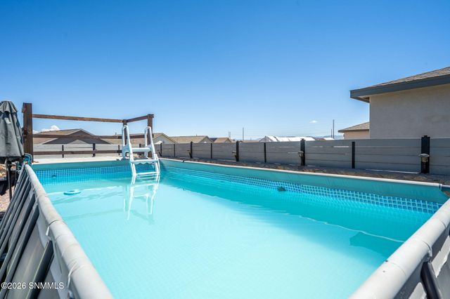 4649 Valentina Road, Las Cruces, NM 88012