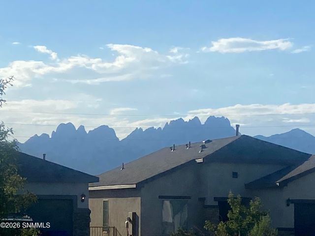 4649 Valentina Road, Las Cruces, NM 88012