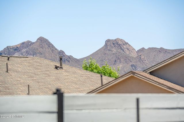 4649 Valentina Road, Las Cruces, NM 88012