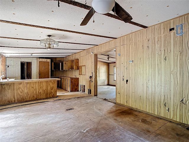 7607 WILLIAMS ROAD, Seffner, FL 33584