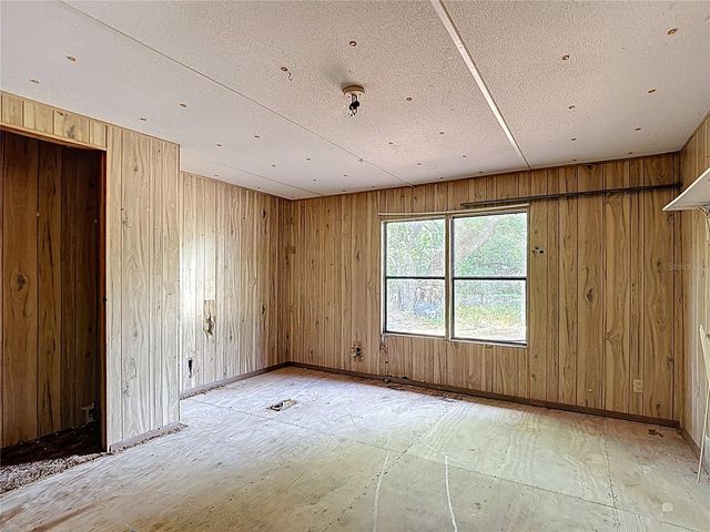 7607 WILLIAMS ROAD, Seffner, FL 33584