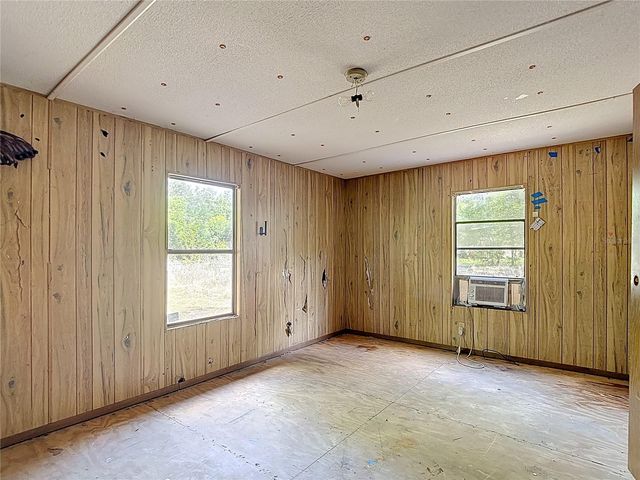 7607 WILLIAMS ROAD, Seffner, FL 33584