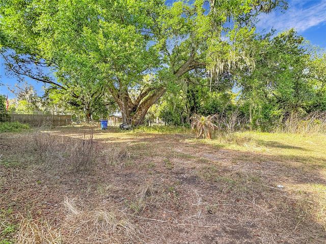 7607 WILLIAMS ROAD, Seffner, FL 33584