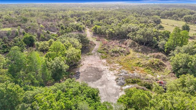 7607 WILLIAMS ROAD, Seffner, FL 33584