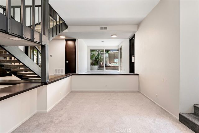 4000 Marion Way, Long Beach, CA 90807