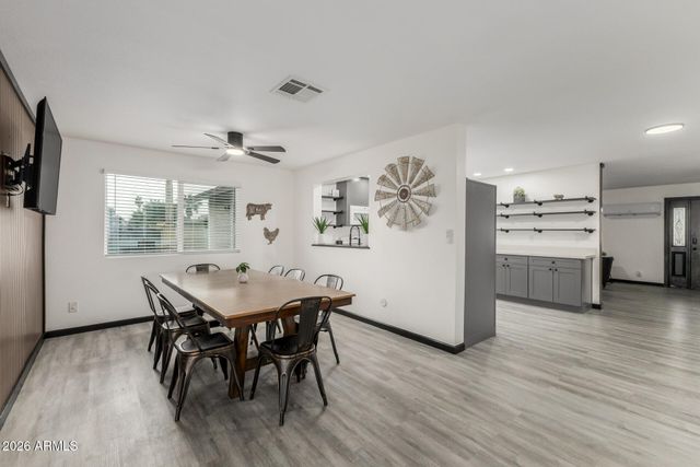 2117 W KIMBERLY Way, Phoenix, AZ 85027