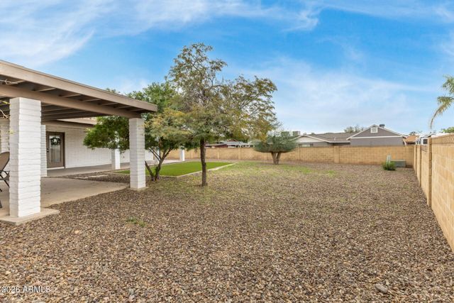 2117 W KIMBERLY Way, Phoenix, AZ 85027