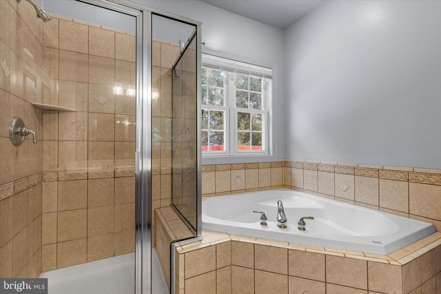 5525 BARBARA DR, Mechanicsburg, PA 17050