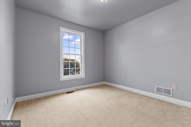 5525 BARBARA DR, Mechanicsburg, PA 17050