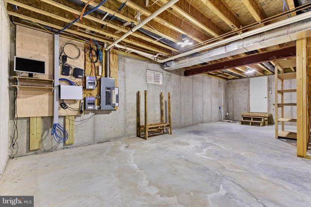 5525 BARBARA DR, Mechanicsburg, PA 17050