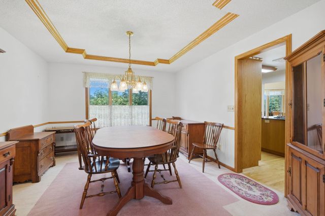 1835 63rd Street E, Inver Grove Heights, MN 55077