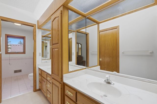 1835 63rd Street E, Inver Grove Heights, MN 55077