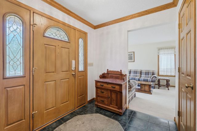 1835 63rd Street E, Inver Grove Heights, MN 55077