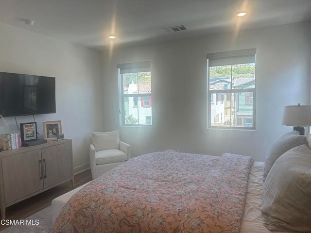 680 Edward Scholle Drive, Camarillo, CA 93010