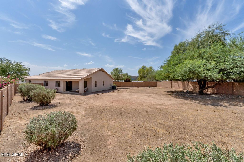 636 W DUBLIN Street, Gilbert, AZ 85233 — photo 2