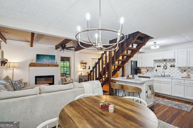 15 Rustica Drive, Newnan, GA 30263