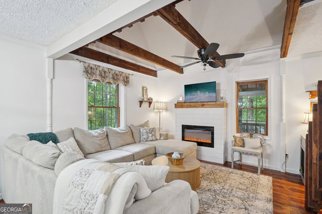 15 Rustica Drive, Newnan, GA 30263