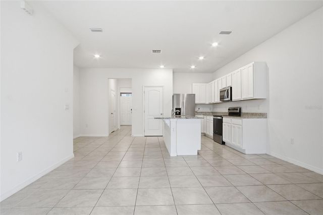 1535 LUMBER AVENUE, Davenport, FL 33837