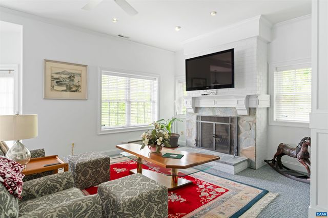 1631 GATEWICK PL, Keswick, VA 22947