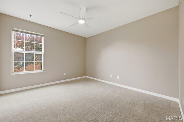1231 Creve Coeur Crossing Lane B, Creve Coeur, MO 63017