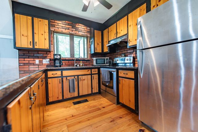 171 Elm, Blackstone, MA 01504