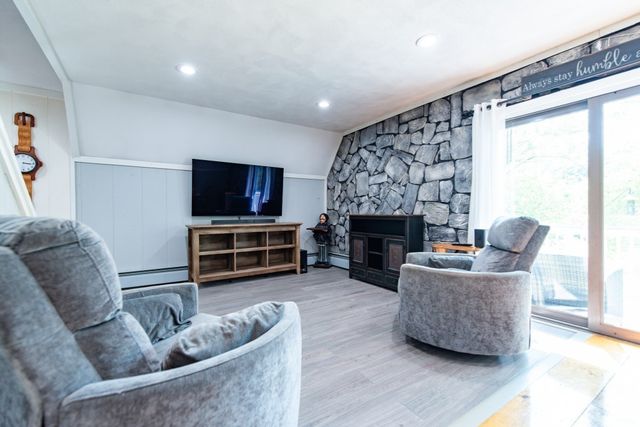 171 Elm, Blackstone, MA 01504