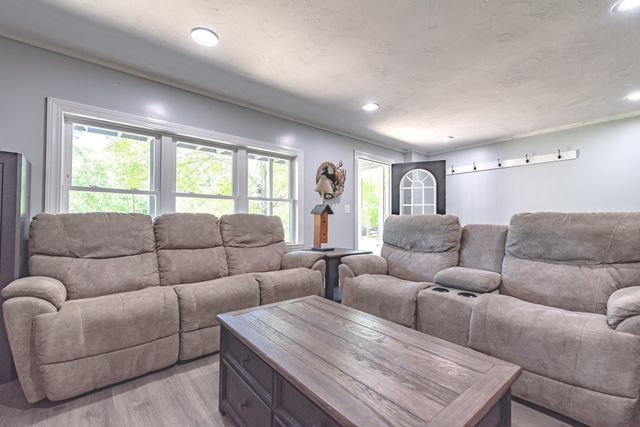 171 Elm, Blackstone, MA 01504