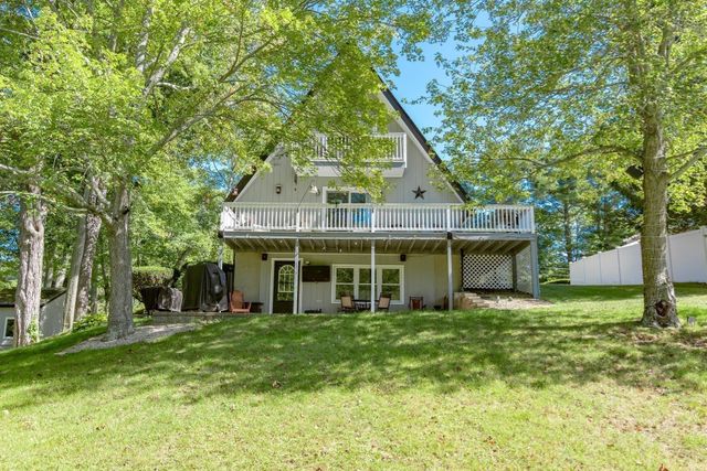 171 Elm, Blackstone, MA 01504