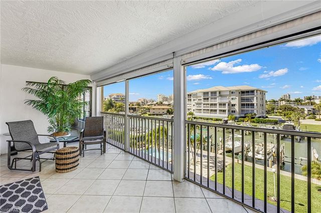 908 Collier CT 302, Marco Island, FL 34145